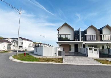 Corner Lot Double Storey Terrace @ Serenia Aiora, Serenia City, Sepang