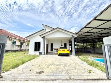 [TANAH LUAS] Banglo Setingkat, Taman Bukit Larang Indah, Telok Mas