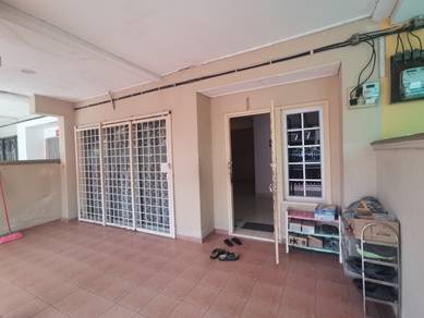 FREEHOLD * Tmn PUTRA PRIMA 20x70 RENOVATED House, Puchong, Utama