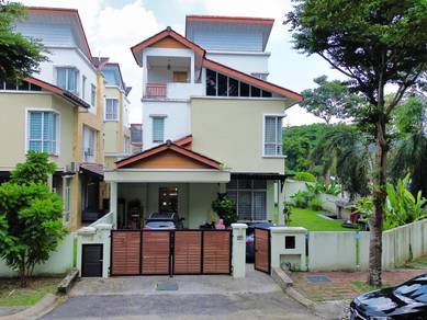 Dekat Dengan Surau Zero Lot Bungalow 3 Tingkat Corner di Sek 4
