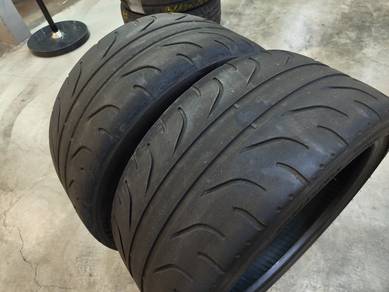 2pc 255 35 19 Vitour V02R
