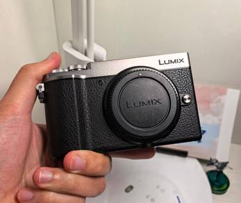 lumix gx9 condition 9.9/10