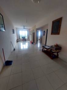 FOR SALE Dua Residensi Apartment Teluk Kumbar Prime Location Brand New