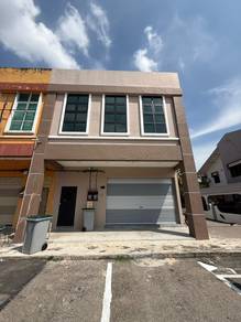 24’ x 60’ Group Floor Shoplot For Rent