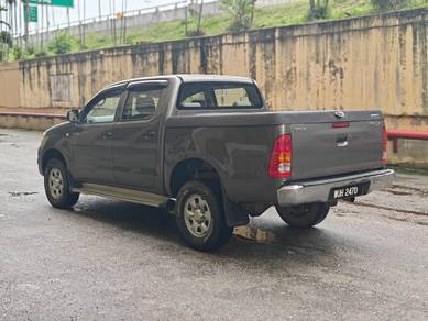 Toyota HILUX 2.5 FACELIFT SINGLE CAB (M)