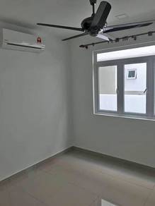 Partially Furnished 2R 2B V RESIDENSI 2 SHAH ALAM SEKSYEN 22 FOR RENT