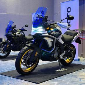 CFMOTO 700MT new touring with accesories