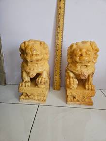 Twin lion 