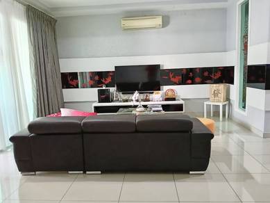 Renovated Intermediate 2 Storey Terrace House, Gated & Guarded