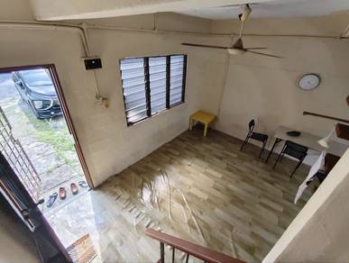 Murah & Facing Padang - 2 Tingkat Low Cost Tmn Lingkaran Nur, CHERAS