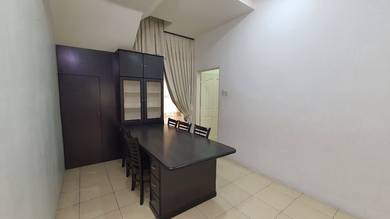 Panorama Lapangan Perdana Renovated 2 Sty House,4 bedrooms 4 bathrooms