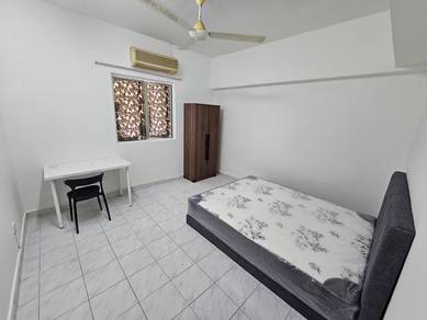 Pandan Villa Condominium Room for rent