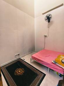 Rumah setingkat setia 6 untuk DIJUAL