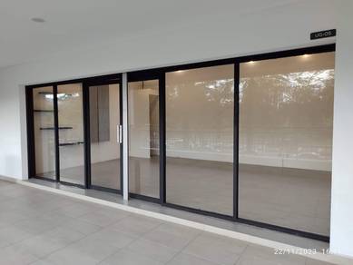 Retail Shop To Let Bukit Jelutong  Shah Alam Crowd Area