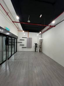 Retail Shop To Let Bukit Jelutong  Shah Alam Crowd Area