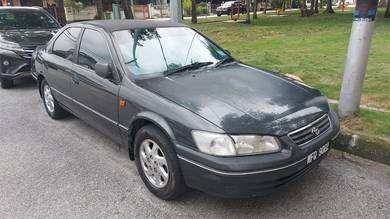 Toyota CAMRY 2.2 GX (A)