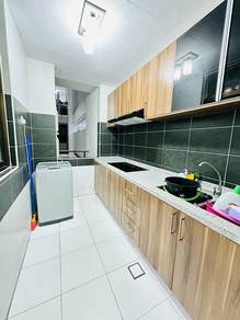 d'Inspire Residence @ Nusa Bestari / 4Bed / Fully Furnish / 2 carpark