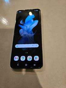 Samsung Galaxy Z Flip 4