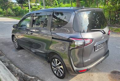 Toyota SIENTA 1.5 V (A) 1 Owner