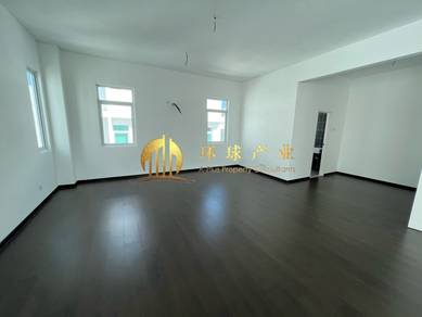 Hillpark Residence  3 storey Zero lot Bungalow