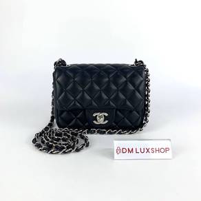 Preloved Chanel Black Mini Square SHW