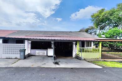 [FULLY EXTENDED] Single Storey, Tmn Bukit Larang Indah, Telok Mas, MLK