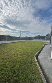 Kulai Big Size double Storey Corner Lot / Only 1.04Mil / Last 2 Unit