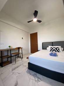 (Female) Room at Bayan Lepas Penang Near FIZ / Queensbay Mall