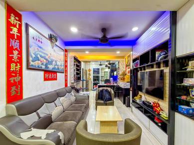 RENOVATED Taman Putra Puchong Single Storey Terrace FACING OPEN