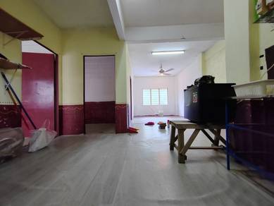 Blok E Flat Taman Pinggiran Delima, Hulu Langat, Selangor