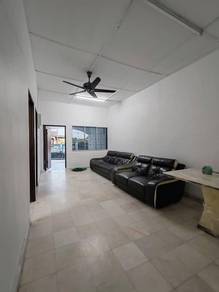 Johor Jaya 1 Storey house for RENT / Tebrau Molek