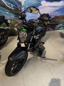 SUZUKI Gixxer 250