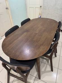 Meja makan + 5 kerusi