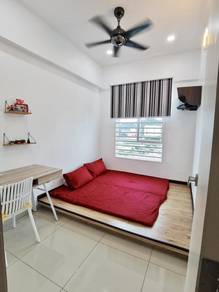 Move In Ready! Fully Furnished Solaria Residence with 2 Carparks