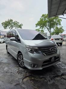 Nissan SERENA 2.0 S-HYBRID HIGHWAY STAR
