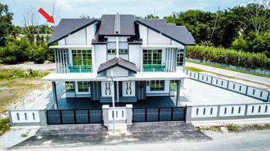 Rumah SEMI-D 2TINGKAT MEWAH BLKG PLAZA KG PADANG NEGARA BATU BURUK