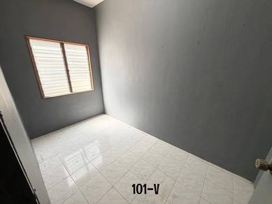 Ground Floor Pangsapuri Pelangi Indah Klang 650sqft 3r2b Freehold Sale
