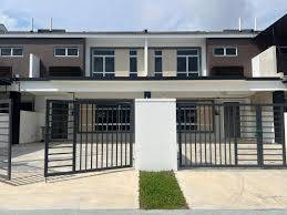 Double Storey For Rent Eco Tropics Breezegate Kota Masai Jalan Guarded