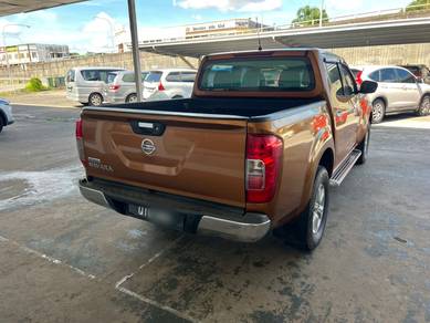 Nissan NAVARA NP300 4x4 2.5 SE (M)
