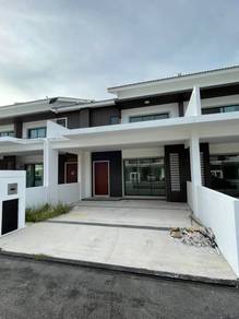 Rumah Mewah Gated & Guarded di Mekarsari Anggun Bertam