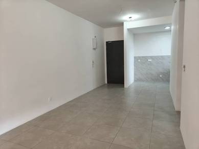 Best offer🔥[3 Room] Aston Acacia Luxury Condo🔥Basic Furnish🔥