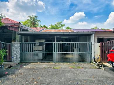 DEPAN PADANG Teres 1 Tingkat Taman Sri Pekan Batu Belah Klang