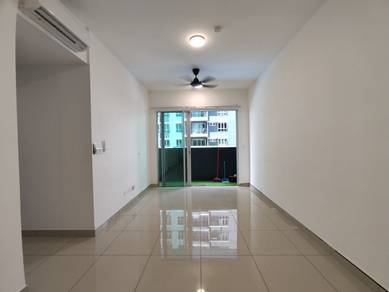 Convenient, easy access and available immediate occupancy