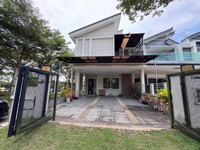 Austin 2 Storey End Lot Emery @ Seri Austin Renovated Partial Furnish