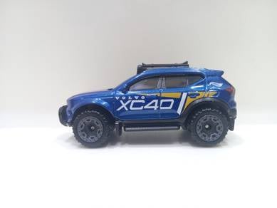 Hot Wheels Volvo XC40 Recharge Diecast Car