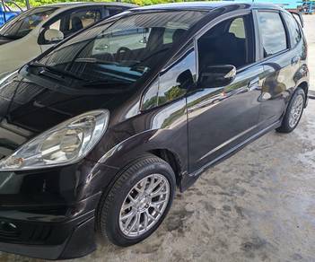 Honda JAZZ 1.3 (HYBRID) FACELIFT (A)