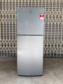2 Door Electrolux Fridge Peti ais 210Ltr