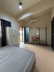 Zero Deposit Master Bedroom With Attached Toilet JB For Rent, 5min to