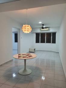 Main Place Residence, Usj 21, Subang Jaya= Corner House 3bed, 923sf