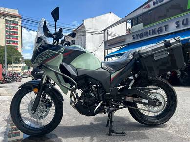 Motor KAWASAKI VERSYS-X 250 VTM KLX CRF SCRAMBLER